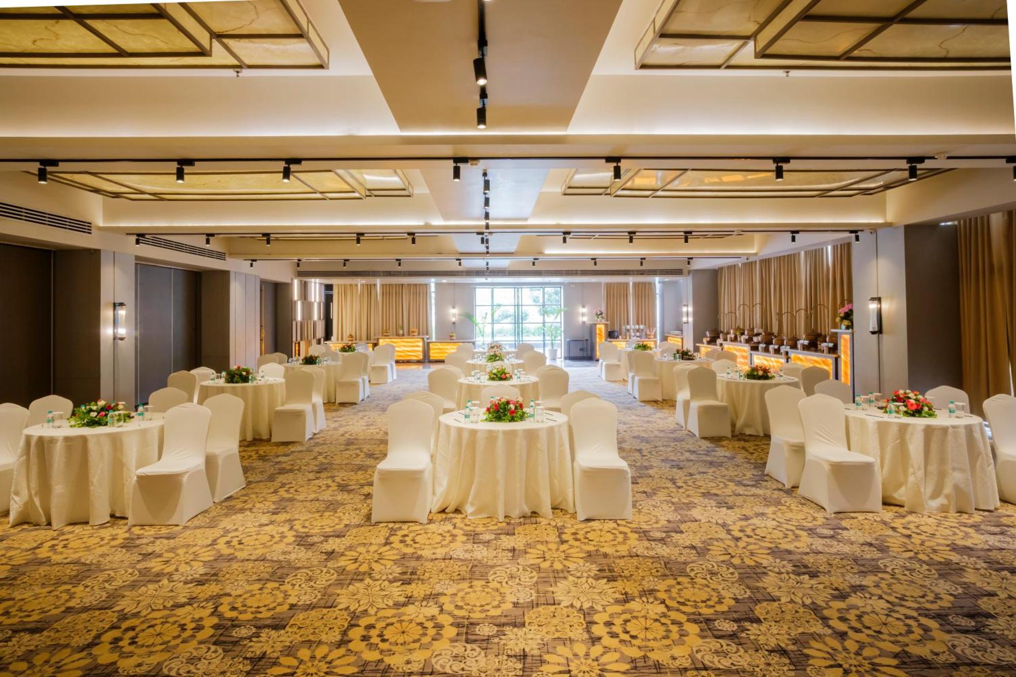 Udman Hotel Greater Noida Exterior foto